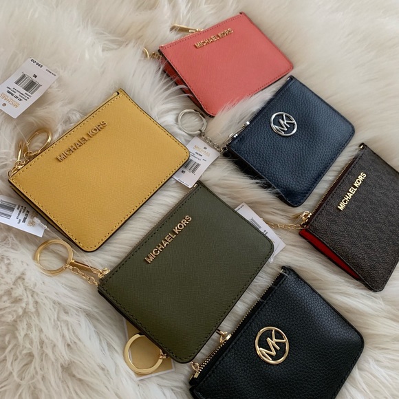 Sale❣️ New MK cardholder ♥️ each - Picture 2 of 6
